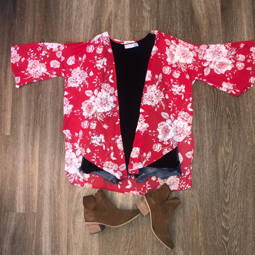 Peach Love Red and White Floral Kimono - S